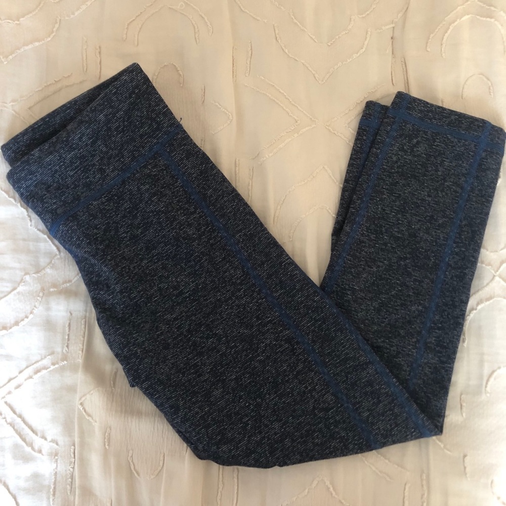 Under Armour cropped leggings